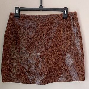 Umgee leopard skirt